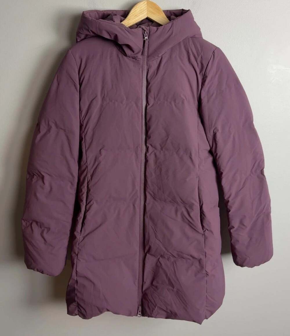 Uniqlo Seamless Down Short Coat Mauve Full Zip Puffer Size Small Women’s